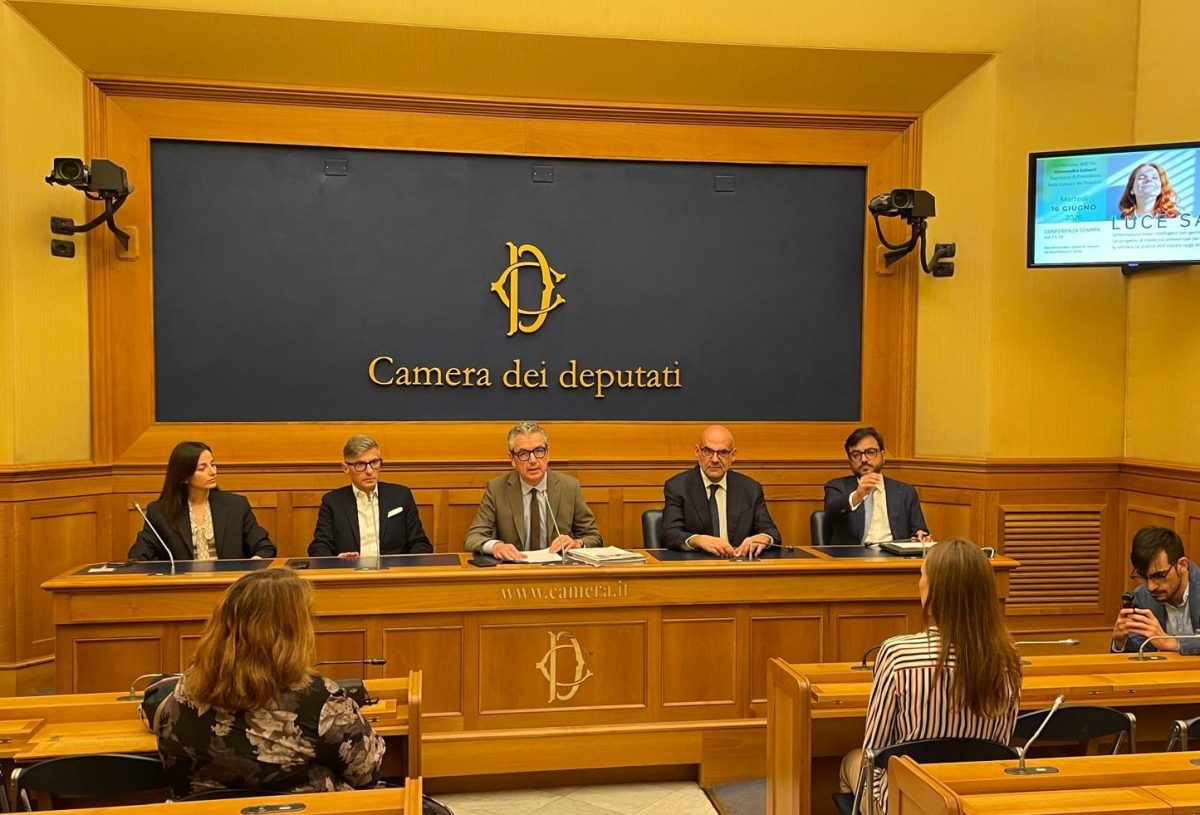 Progetto “Luce Sana”: Medicina Ambientale e Schermature Intelligenti per la Qualità dell’Abitare